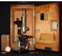 Zeiss Abbe Refractometer No. 4255 and Accessories